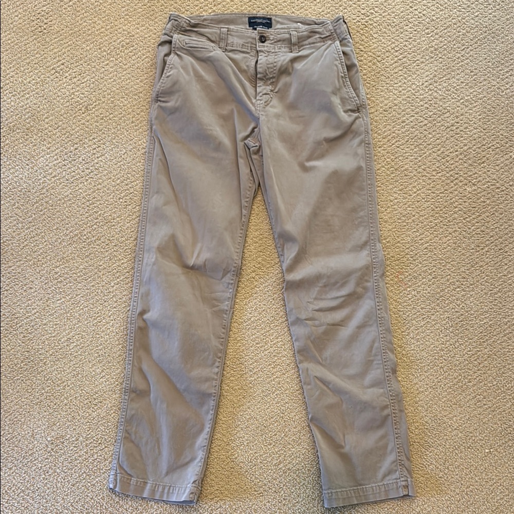 American Eagle Tan Chinos Classic Style